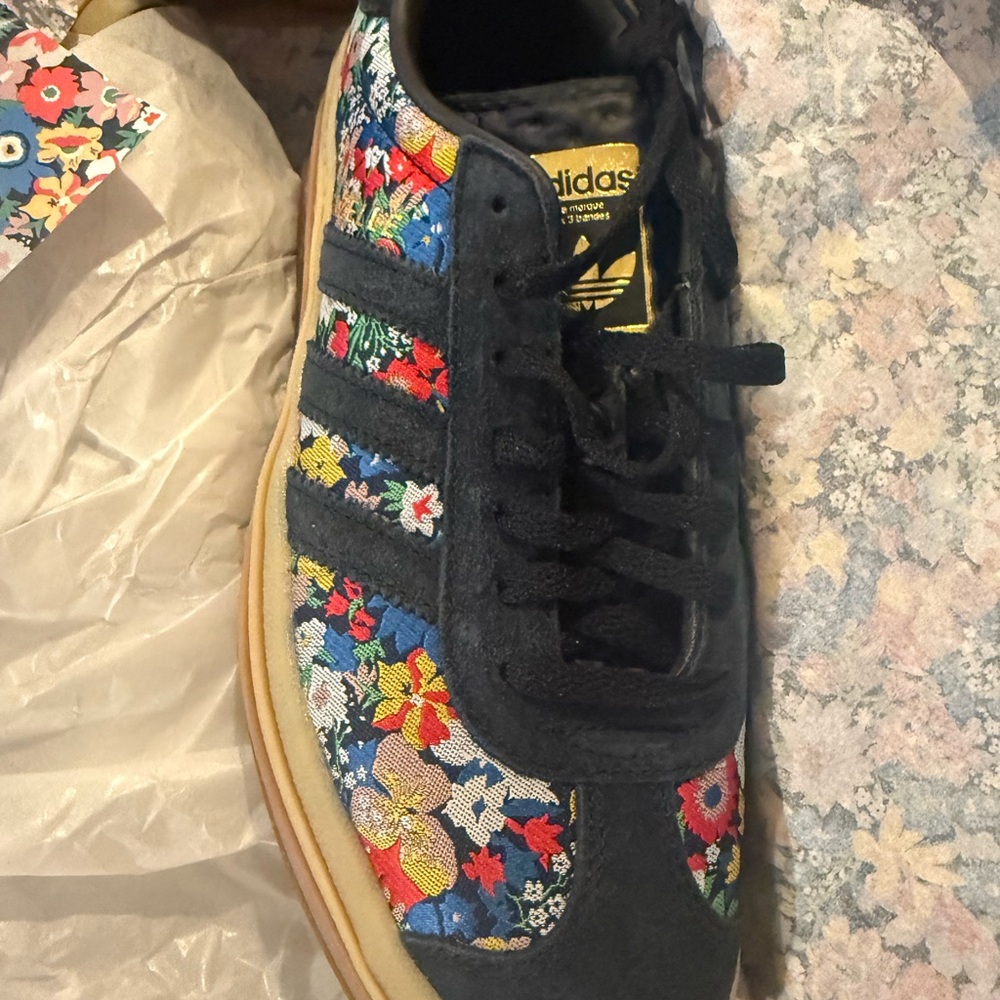 Adidas Gazelle Floral Embroidered Platform Sneakers - Black Multicolor - Picture 2 of 9